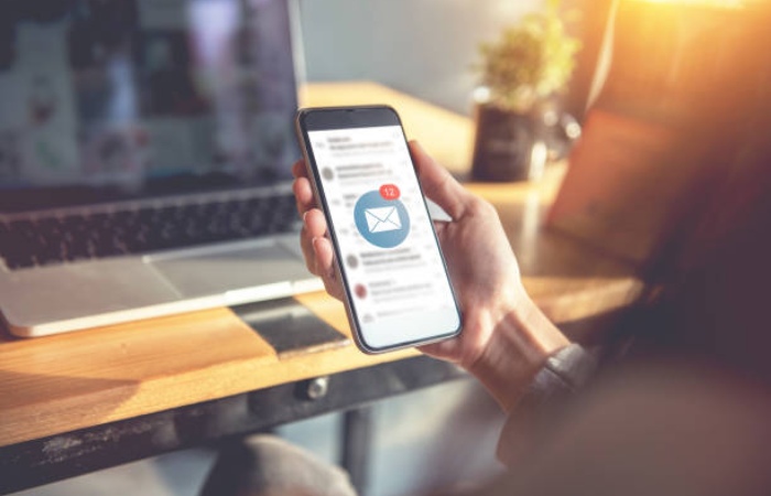 Types of Emails for Different Purposes and How to Use Them Correctly
